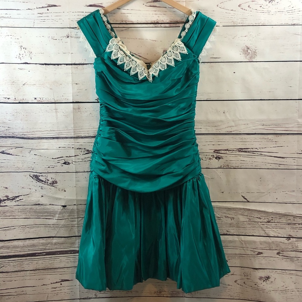 Vintage Prom Dress 1980’s, Emerald Green